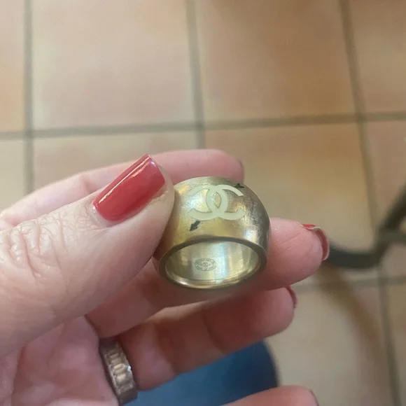 Chanel Metal Heart Ring SZ 7 - Picture 4 of 10